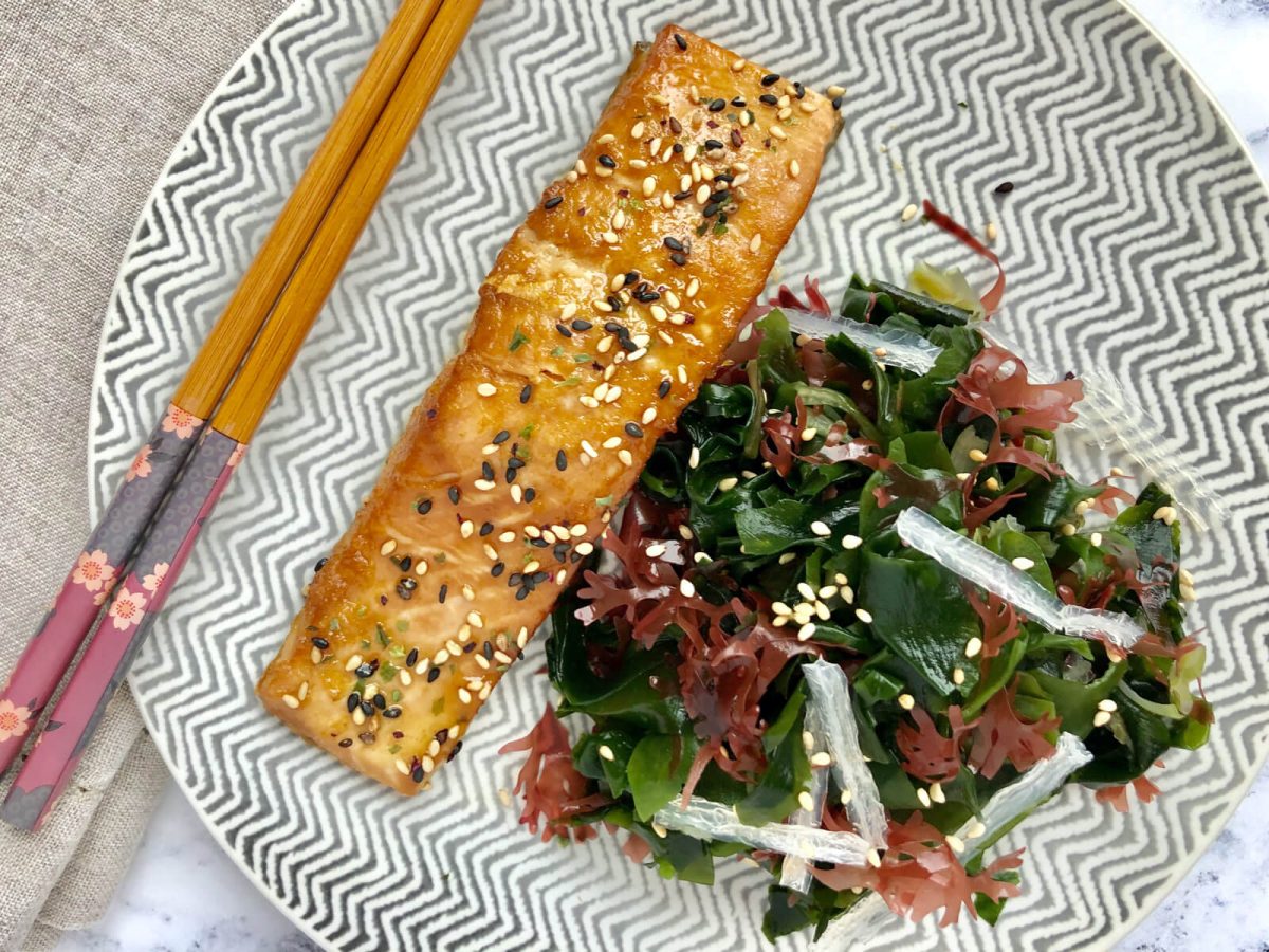 Teriyaki Salmon alongside a complimentary red and green shredded salad salsa is great for reducing inflammation.