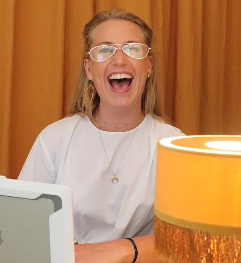 Natasha K. Richardson | Fulfilment, Emotions and Relationships